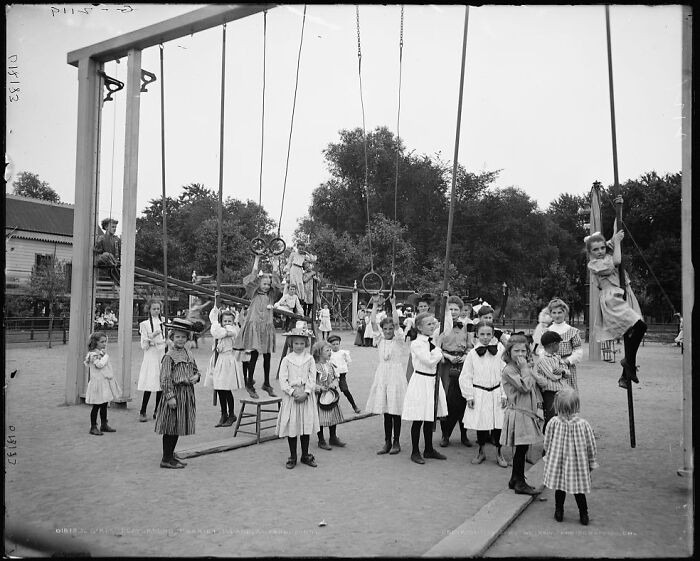 Girls' Playground, Harriet Island, St. Paul, Minn. 1905