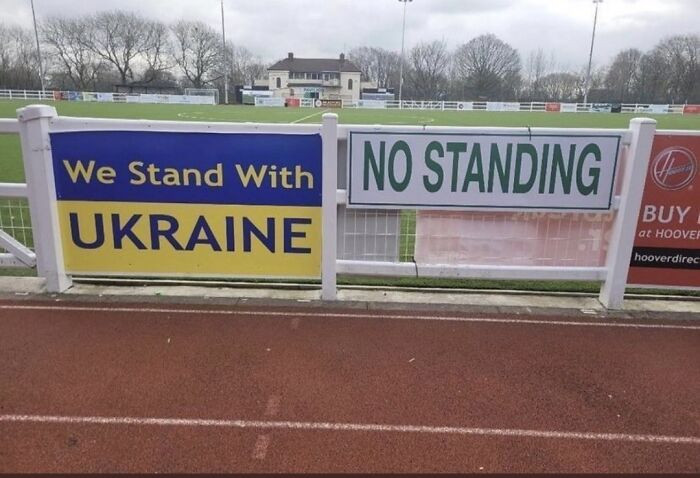 "No Standing"