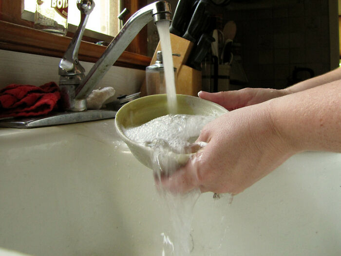 23. When the job comes with a side of inappropriate comments, it’s time to scrub outta there.