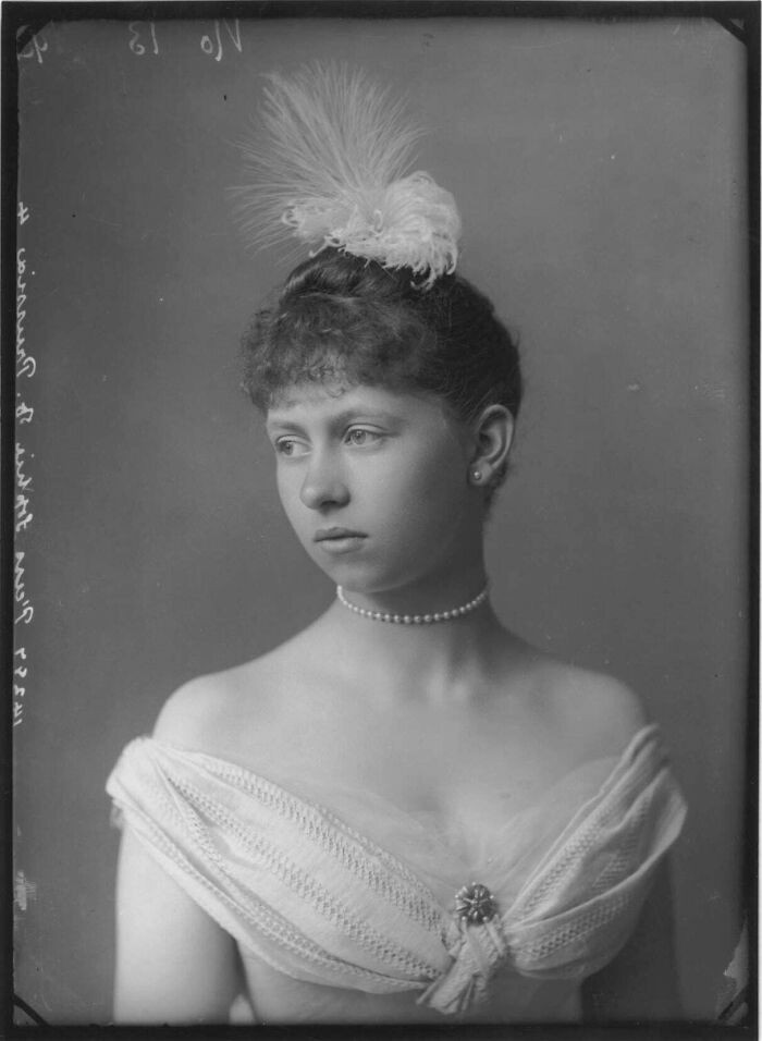 "Sophie, Queen Of Greece (Née Princess Sophie Of Prussia) On Her Official Portrait, Glass Negative By Alexander Bassano, 1887"