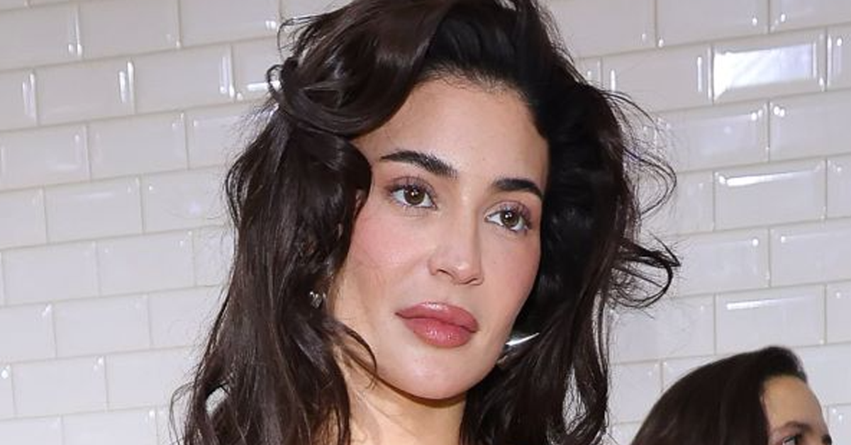 Kylie Jenner Faces Unwarranted Critique for Her 'Natural' Look at Paris Event
