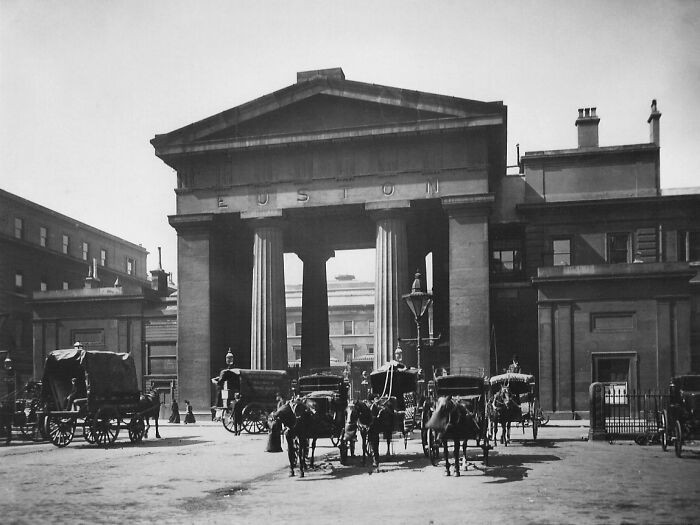 Euston Arch, London. Built In 1837 And Demolished In 1962