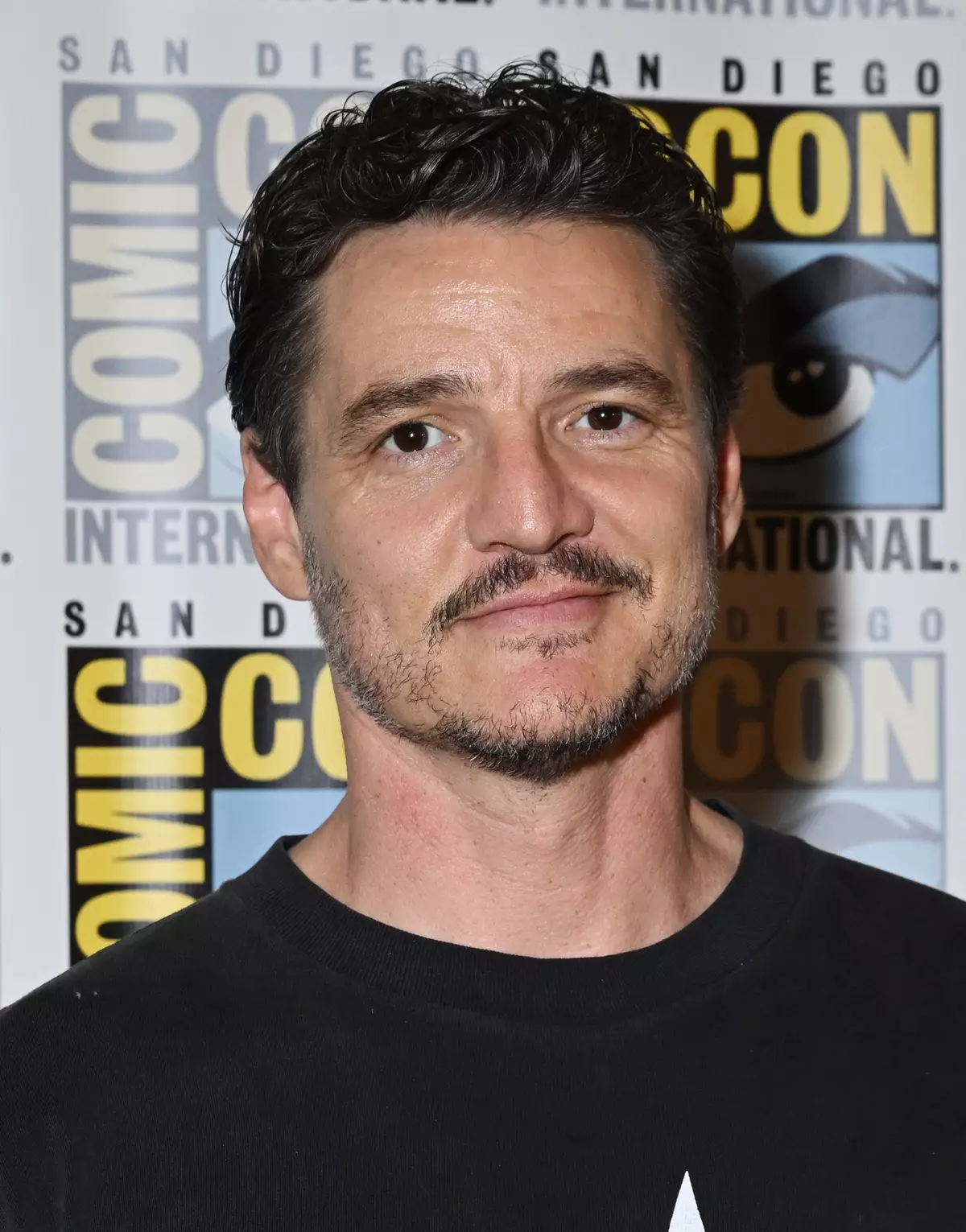 Scott’s career is marked by his ability to create immersive worlds and unforgettable characters, and his work with Crowe has been a highlight in Hollywood.