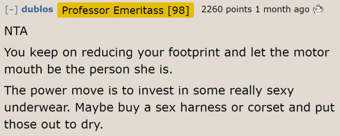 Redditors took the OP's side.