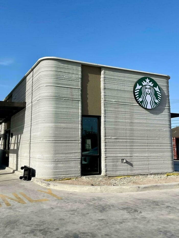 "First 3D Printed Drive-Thru Only Starbucks In The Country!"