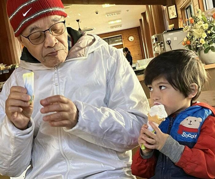 "My Son And His 80-Year-Old Grandpa Bonding Over Ice Cream In Japan"