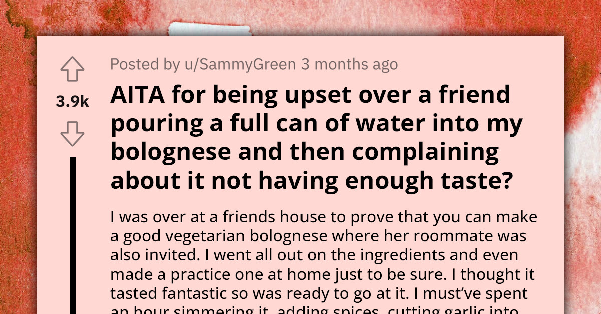 Skeptic Dares Friend to Cook Tasty Vegetarian Bolognese, Ruins His Recipe by Adding Water to the Sauce Without His Permission