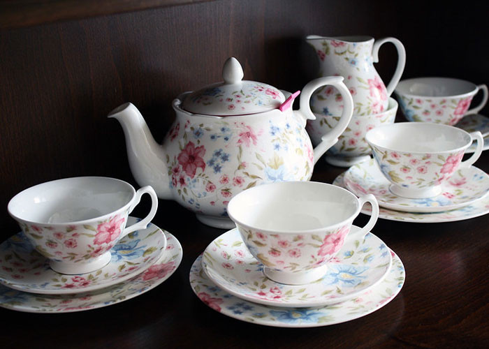 14. China tea sets.
