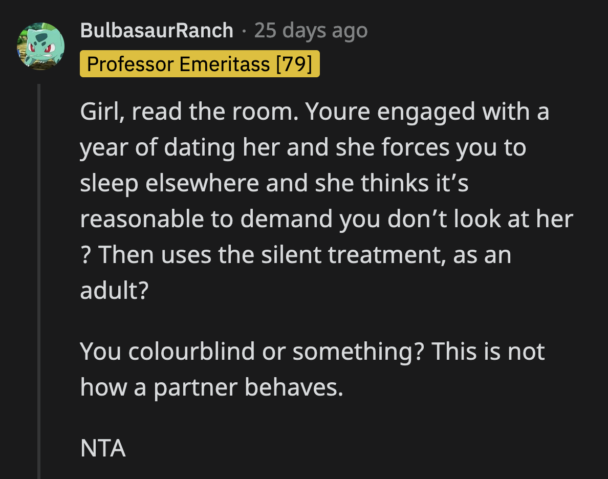 Redditors pointed out how unhealthy the relationship seemed on paper. They said J handled the situation immaturely.