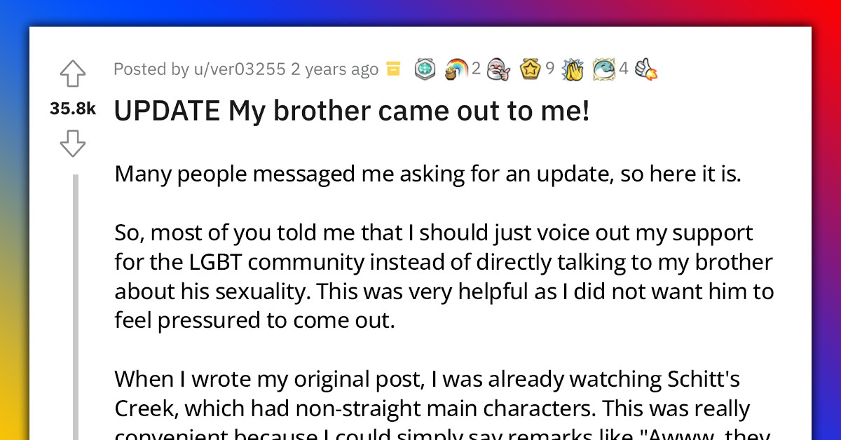 A Guy Finds Out About His Brother's Sexuality After Accidentally Reading His Message Notifications