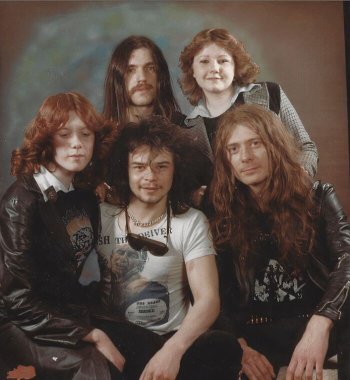 "My Mum And Her Friend Hanging Out With Motörhead In 1977"