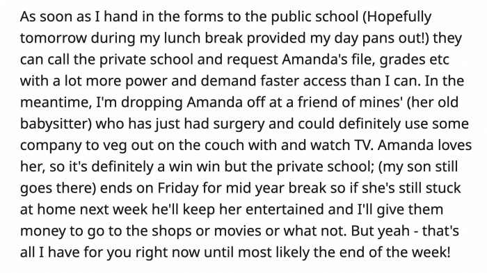 It looks like Amanda has moved on from the situation with a big smile on her face.