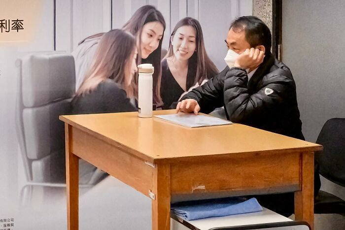 25. I'm here, but they're not even seeing me