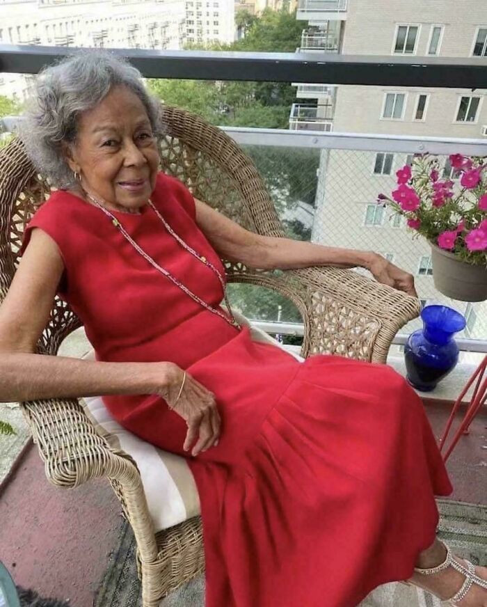 "Rachel Robinson, The Wife Of Jackie Robinson, Is 103 Years Old! She Still Looks Amazing!"