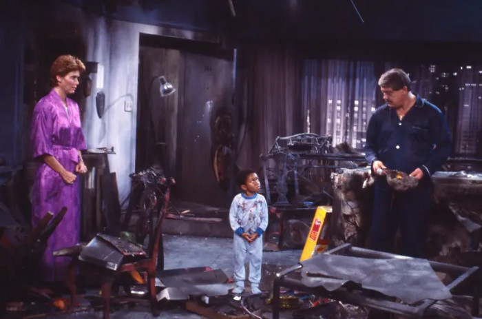 36. The traumatizing Webster episode where he accidentally burned down his family's apartment