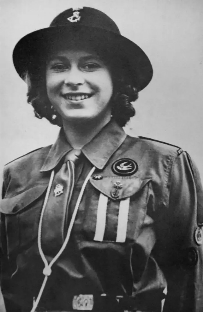 11. Girl Guide camp at Frogmore, Windsor