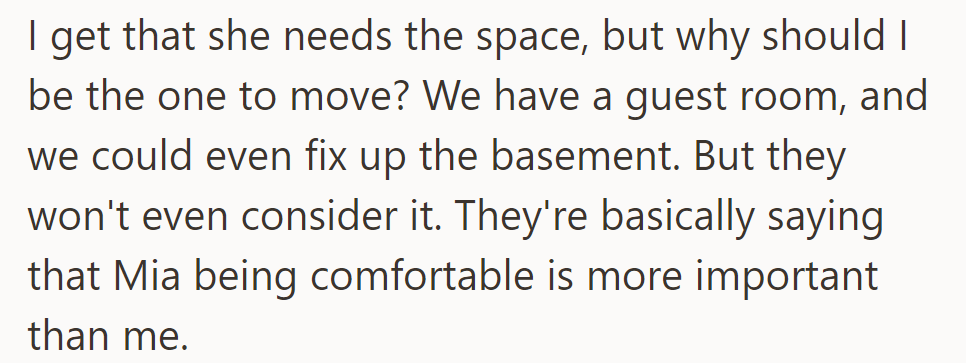 OP feels unfairly pressured to give up their room for their pregnant stepsister, despite other viable options.