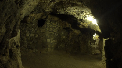 The Story of Derinkuyu, the 18-Level Underground City Found by a Sledgehammer