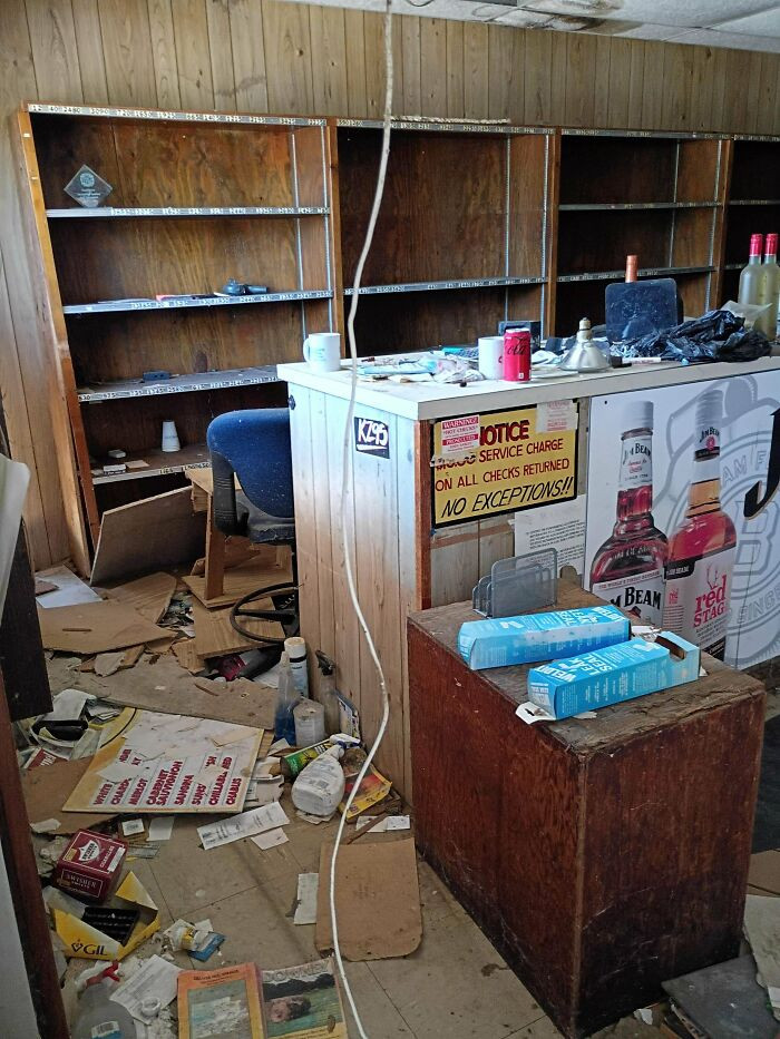 "Surreal - Liquor Store Still Full Of Liquor!"