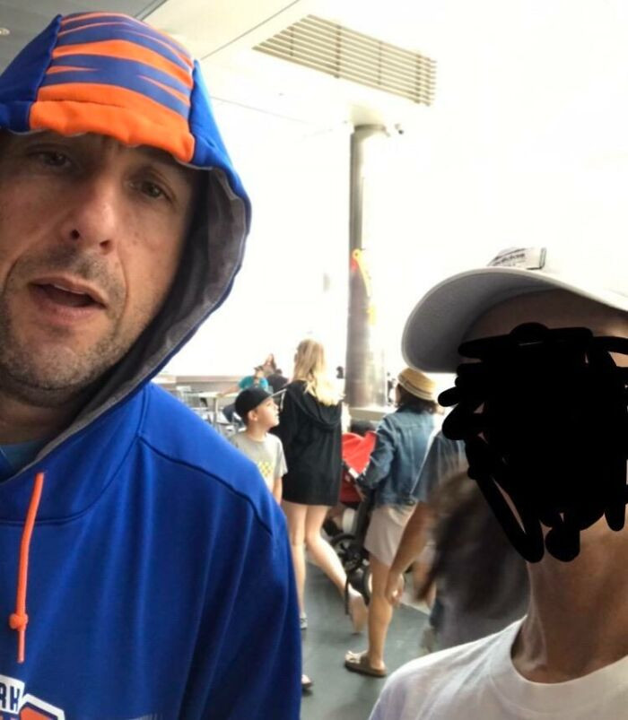 "I Met A Man At A Food Court. I Tried Not To Be Obnoxious And Made It Really Quick. He Said, 'Thanks, Bro'"