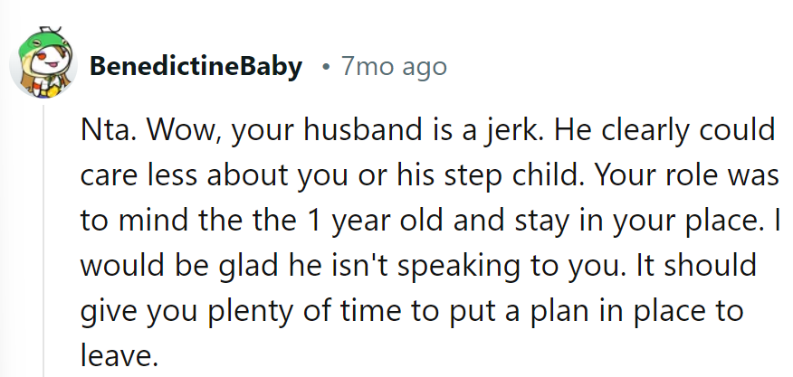 Looks like her husband RSVP'd to the 'Jerk Convention' without her.