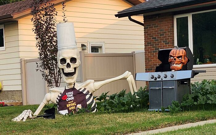 23. More Halloween Decorations