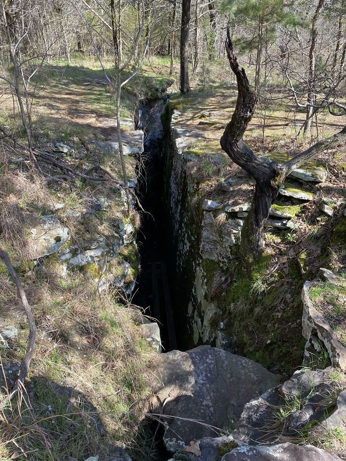 20. A crack near their residence.