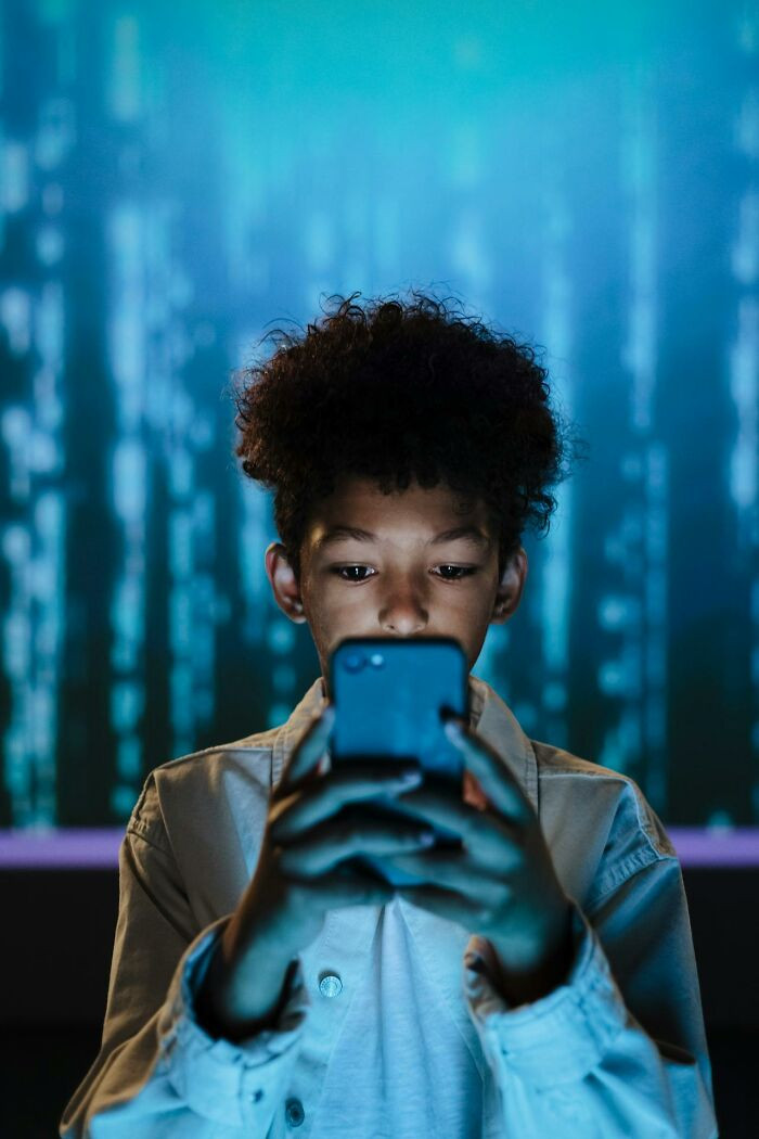 Letting kids anywhere near that AI