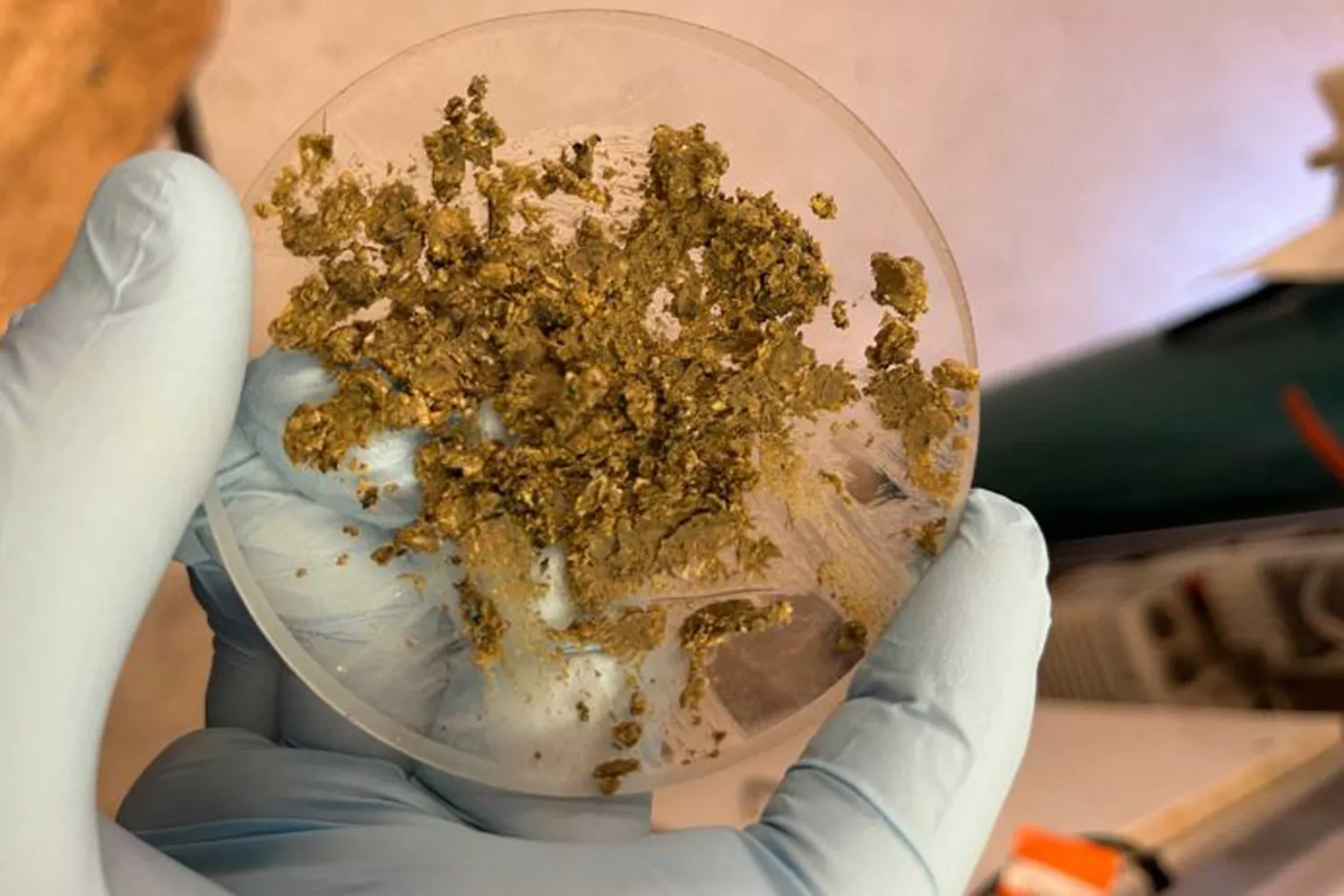 According to the New South Wales Environment Protection Authority (EPA), the blobs contained a mix of petroleum hydrocarbons, fatty acids, and traces of human-made materials, including cooking oils, soap, and even human hair.