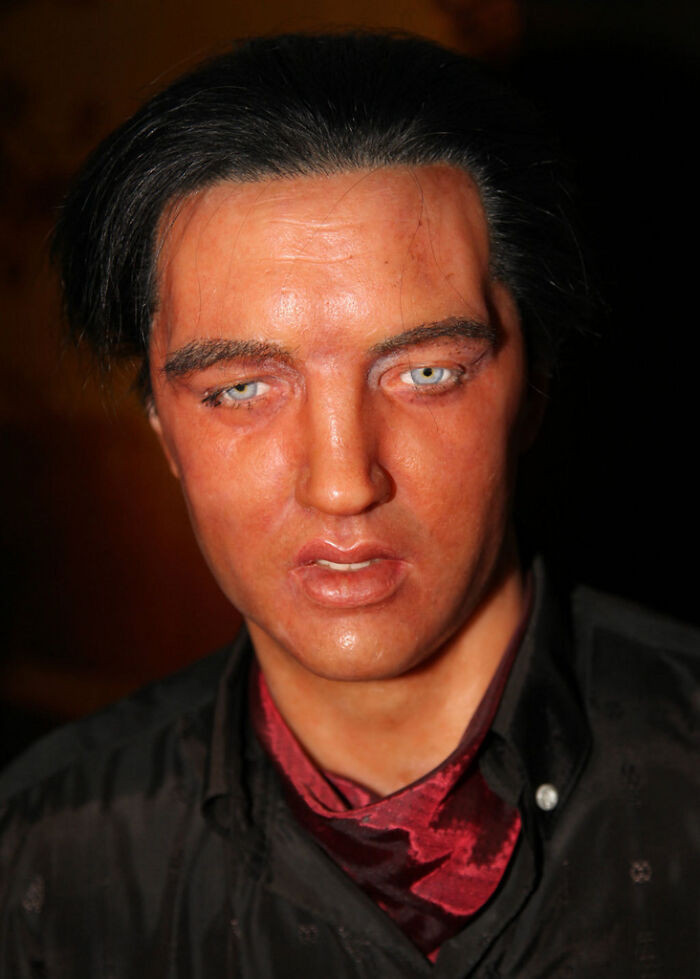 "There Is A Wax Museum In Mikkeli, Finland. Their Dolls Aren't As Real As Madame Tussauds"