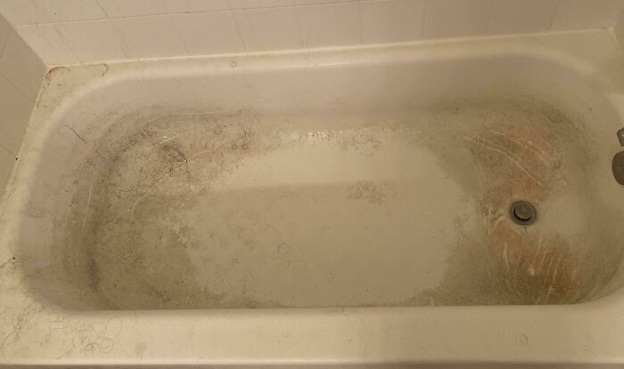 "Long-Haired Roommate Moved Out Yesterday. Here’s His Bathtub!"