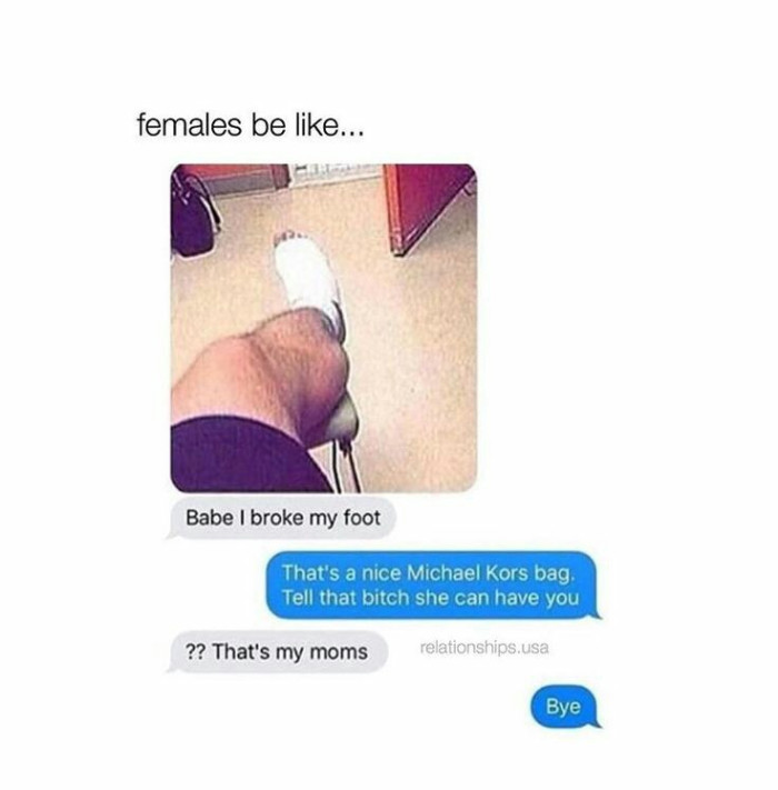 This is the viral message thread that features the photo and the responses from his girlfriend regarding the situation.