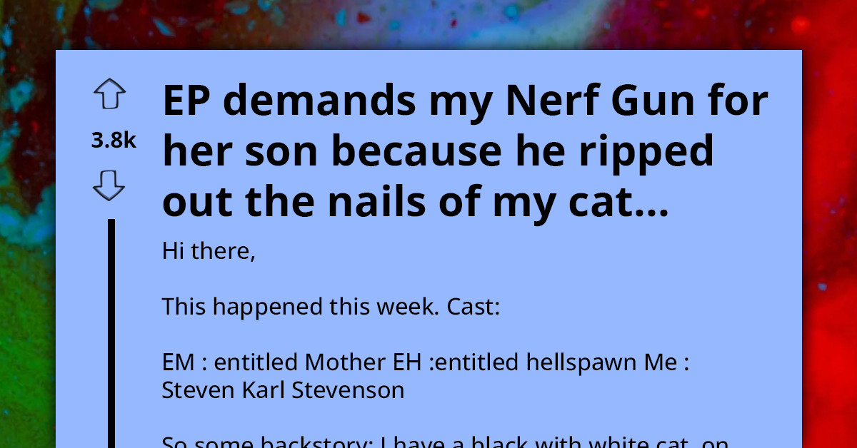 Little Boy Gets Bitten By Cat After Cruelly Ripping Off Its Nails, Yet His Entitled Mom Is Adamant That Her Son Must Be Compensated