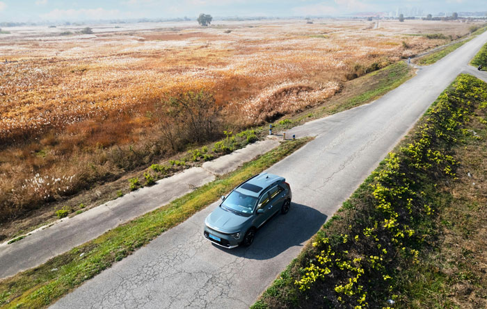 32. My wife and I drove two states over to pick up a brand new stove and microwave (that we found on Facebook Marketplace) for what seemed like a good deal.