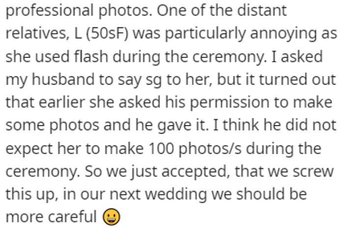 One of the groom's distant relatives, L, stood out from the crowd with her use of flash while taking pictures