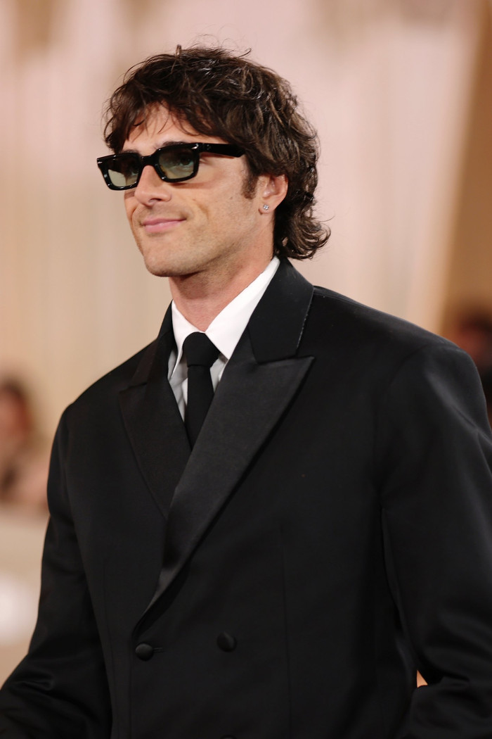 Jacob Elordi speaking about his obsession with Margot Robbie during filming