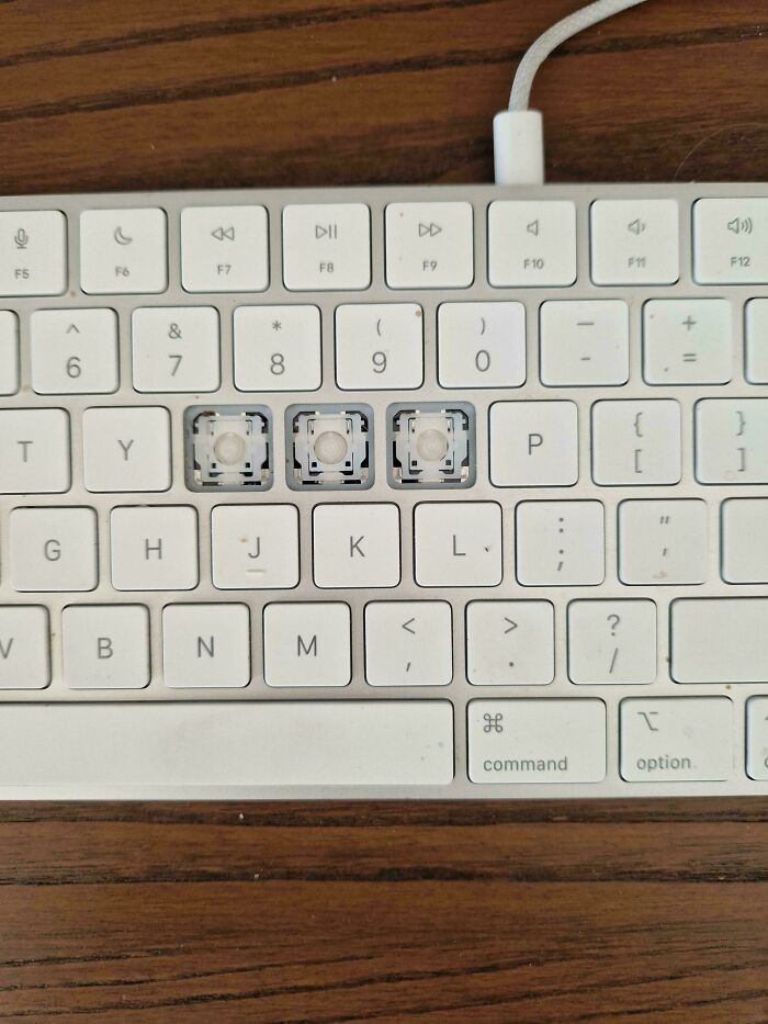 "Vacuuming My Apple Keyboard"