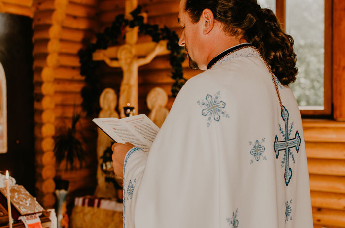 People should be allowed to choose their own religion