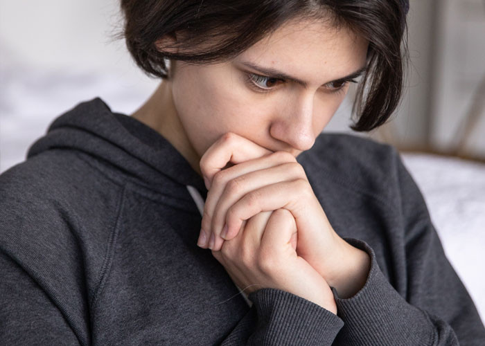 They suddenly stop talking when sharing a story.