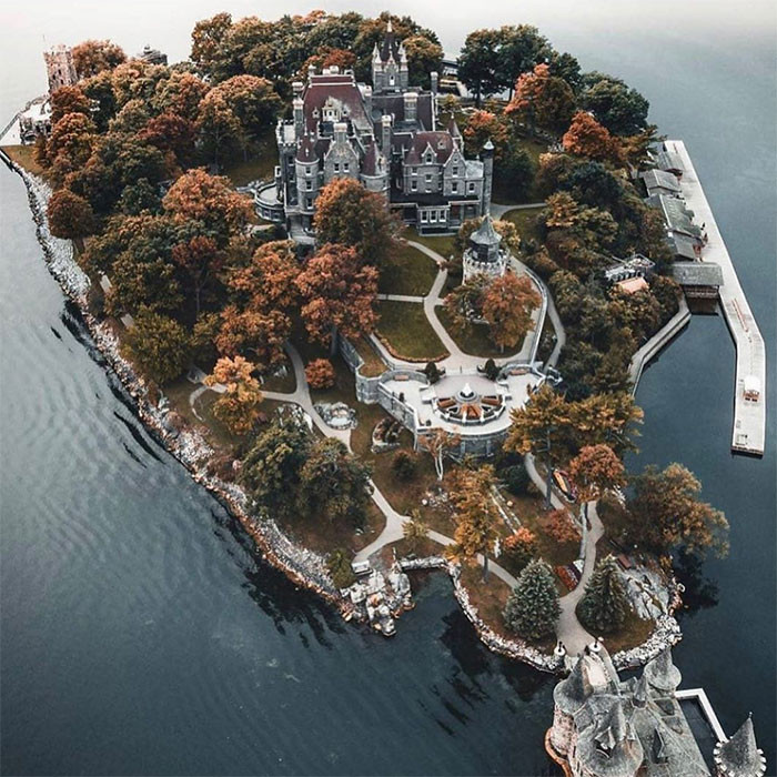 15. Seeing real-life castles is always so wild to me.