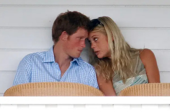8. Prince Harry and Chelsy Davy