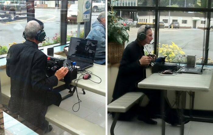"Saw This Old Dude And His Flight Simulator Set Up At A Grocery Store. I Hope I'm As Cool As He Is Someday"