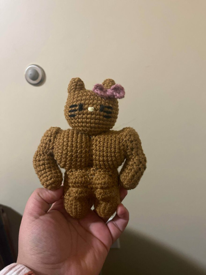 "Tan Buff Hello Kitty"