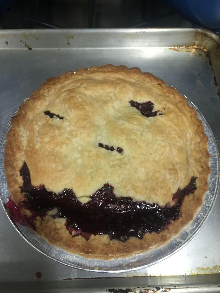 20. This pie looks so horrific