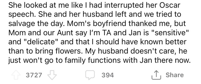 Now the OP is wondering if she really is the a**hole here. Keep scrolling to see how people reacted.