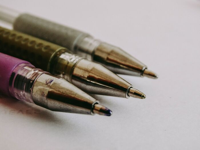 21. Importing Ballpoint Pens (Nigeria)