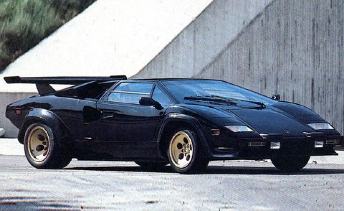 36. Lamborghini Countach (1974–1990)