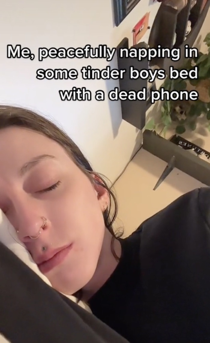 TikToker @halfgoth was aware of the risks of dating someone she met on Tinder, so she let her best friend know when and where she was going and what her plans were.