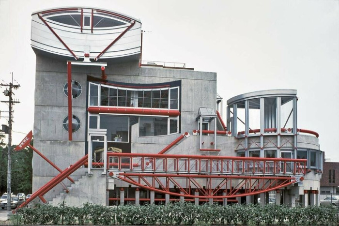 Week Building (1986) By Shin Takamatsu