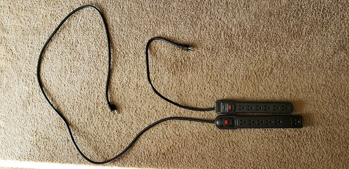 23. Ordered An Amazon Basics Power Strip From 2 Years Ago (Bottom) Compared To Now (Top) For The Same Price
